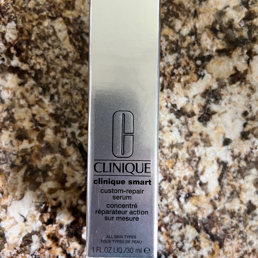 Clinique Smart